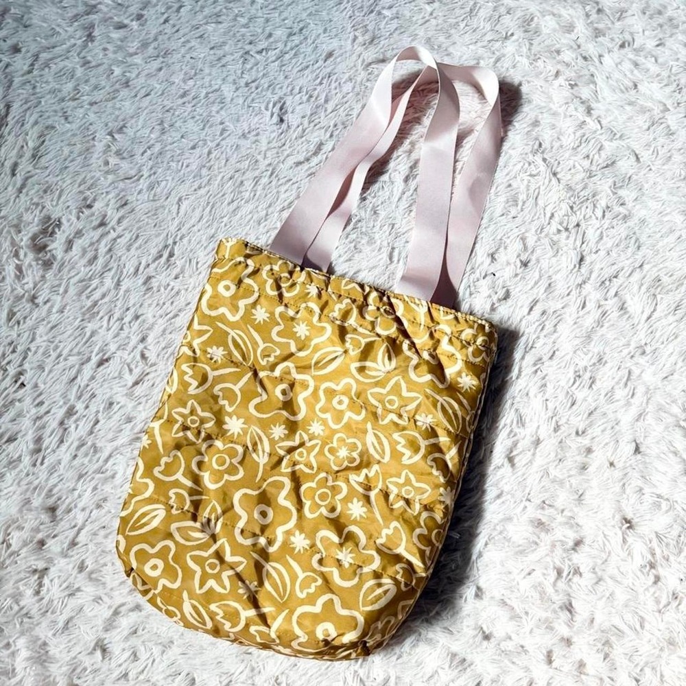 Quilted Slicker Soft Floral Boho Indie Kid Core Feminine Cutesy Casual Tote Bag